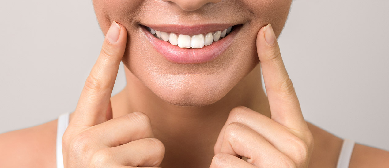 Schöne Zähne: Bleaching, Veneers etc.